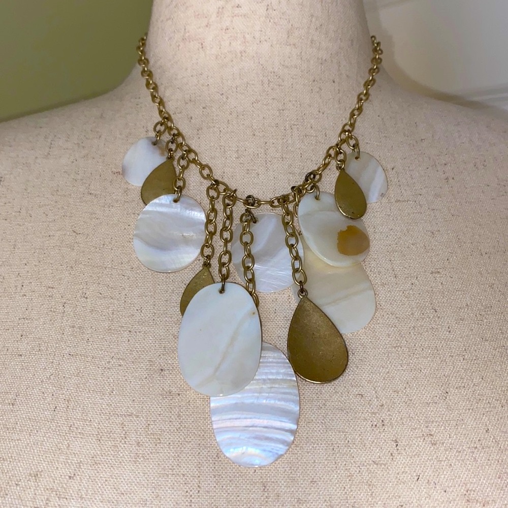 Chaps costume necklace with large genuine seashells on soft bronze tone chain